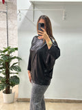 Blusa metalizada negra