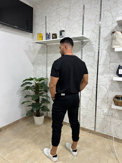 Pantalón cargo negro