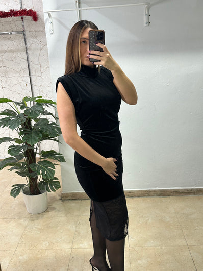 Vestido encajes negro