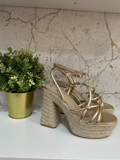 Sandalia esparto gold