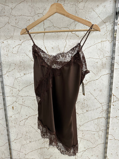 Top lencero asimétrico