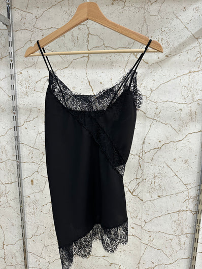 Top lencero asimétrico